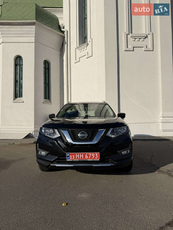 Nissan Rogue 2018