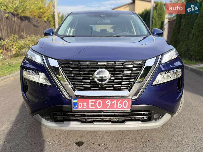 Внедорожник / Кроссовер Nissan Rogue 2021 в Киеве