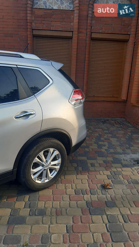 Внедорожник / Кроссовер Nissan Rogue 2014 в Бахмаче