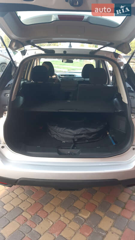 Внедорожник / Кроссовер Nissan Rogue 2014 в Бахмаче