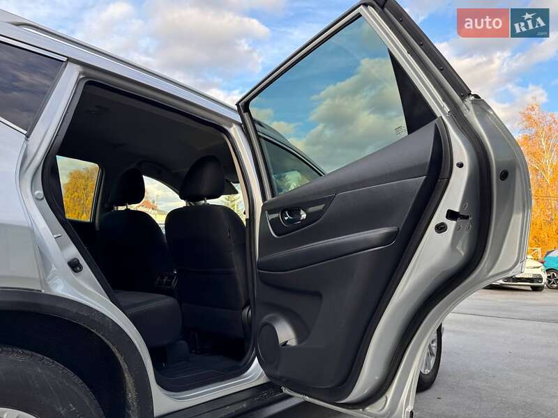 Внедорожник / Кроссовер Nissan Rogue 2018 в Ровно фото 45 Внедорожник / Кроссовер Nissan Rogue 2018 в Ровно