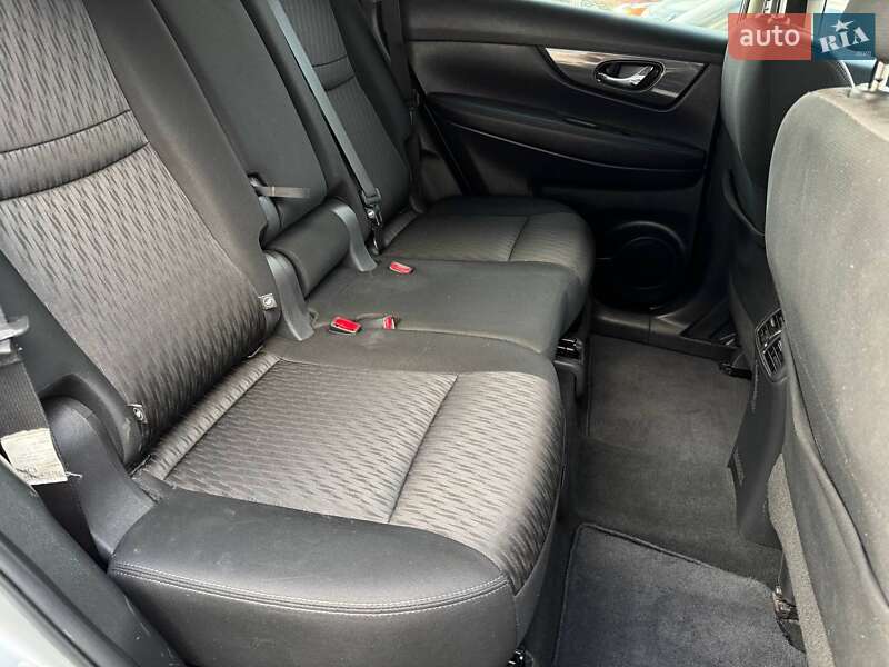 Внедорожник / Кроссовер Nissan Rogue 2018 в Ровно фото 50 Внедорожник / Кроссовер Nissan Rogue 2018 в Ровно