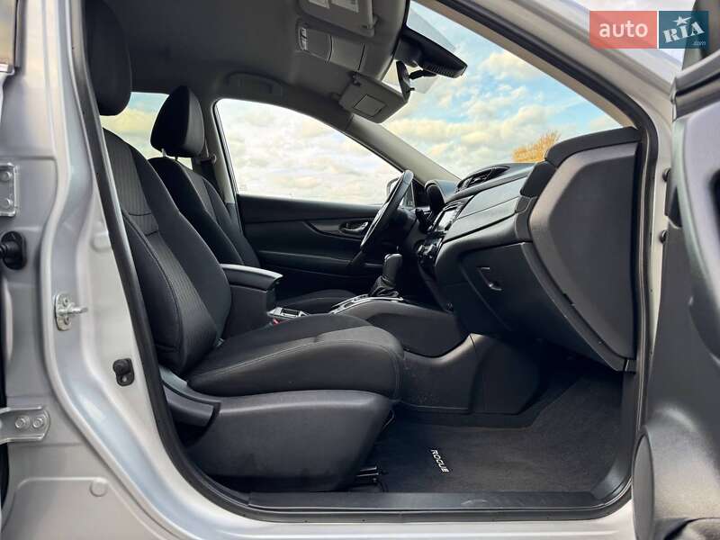 Внедорожник / Кроссовер Nissan Rogue 2018 в Ровно фото 54 Внедорожник / Кроссовер Nissan Rogue 2018 в Ровно