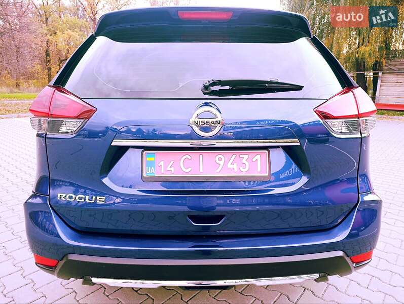 Внедорожник / Кроссовер Nissan Rogue 2018 в Виннице