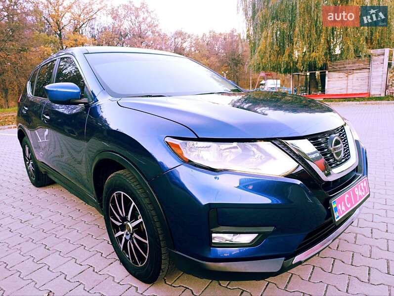 Внедорожник / Кроссовер Nissan Rogue 2018 в Виннице