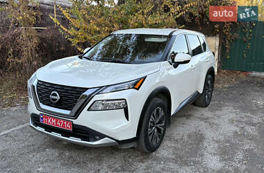 Позашляховик / Кросовер Nissan Rogue 2022 в Кам'янському