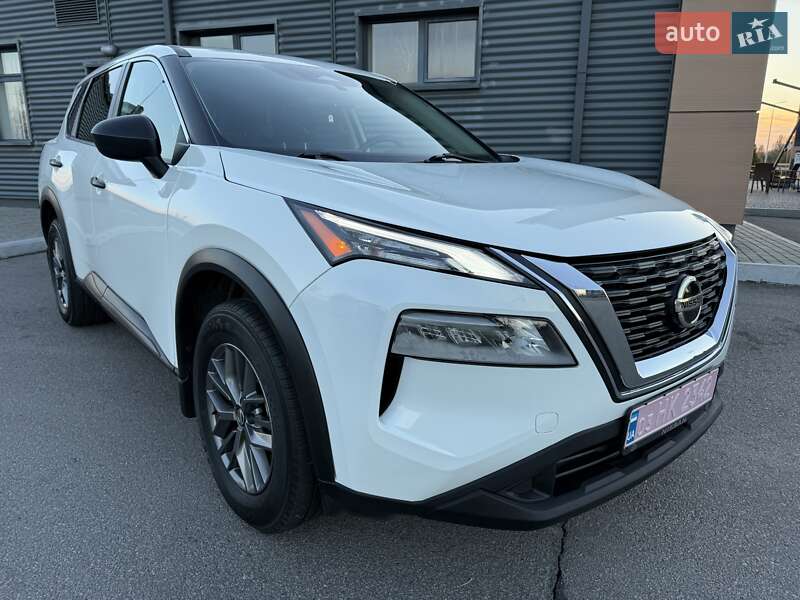 Позашляховик / Кросовер Nissan Rogue 2021 в Дніпрі