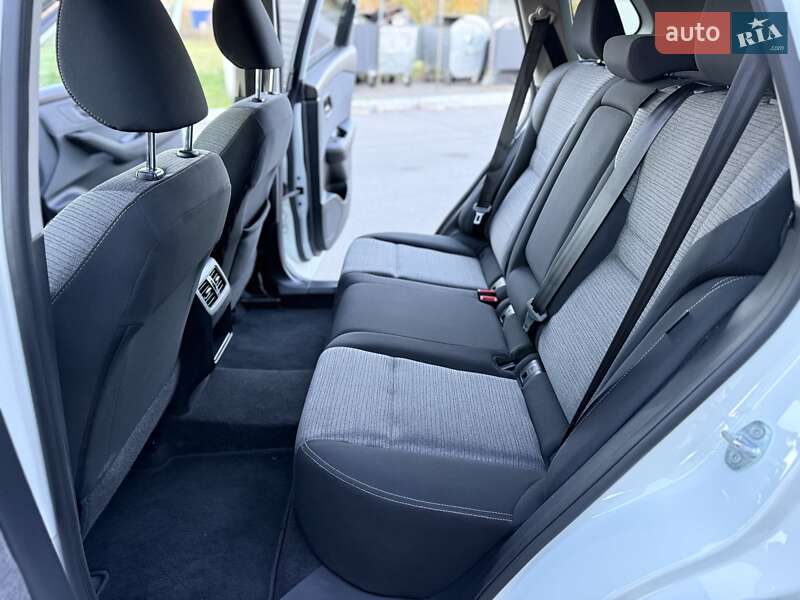 Позашляховик / Кросовер Nissan Rogue 2021 в Дніпрі