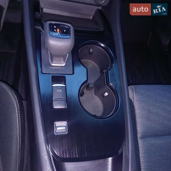 Внедорожник / Кроссовер Nissan Rogue 2023 в Львове