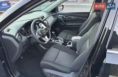 Позашляховик / Кросовер Nissan Rogue 2020 в Луцьку