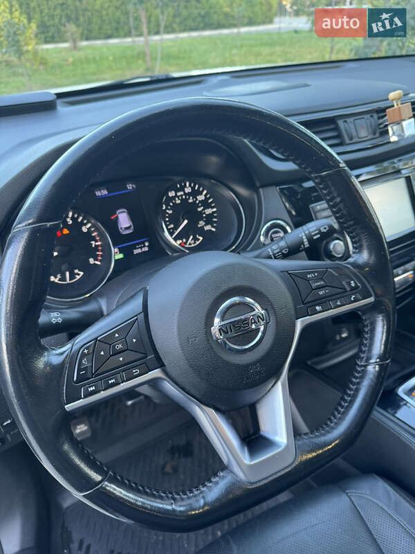 Внедорожник / Кроссовер Nissan Rogue 2018 в Одессе