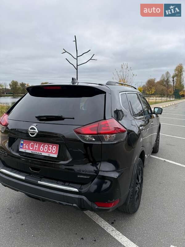 Позашляховик / Кросовер Nissan Rogue 2018 в Києві