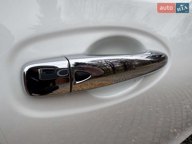 Внедорожник / Кроссовер Nissan Rogue 2017 в Харькове фото 15 Внедорожник / Кроссовер Nissan Rogue 2017 в Харькове