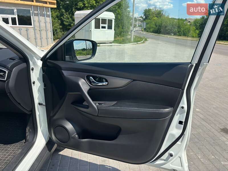 Внедорожник / Кроссовер Nissan Rogue 2016 в Жашкове фото 9 Внедорожник / Кроссовер Nissan Rogue 2016 в Жашкове