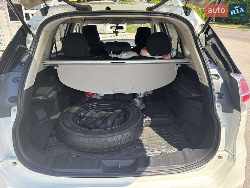 Внедорожник / Кроссовер Nissan Rogue 2016 в Жашкове фото 10 Внедорожник / Кроссовер Nissan Rogue 2016 в Жашкове