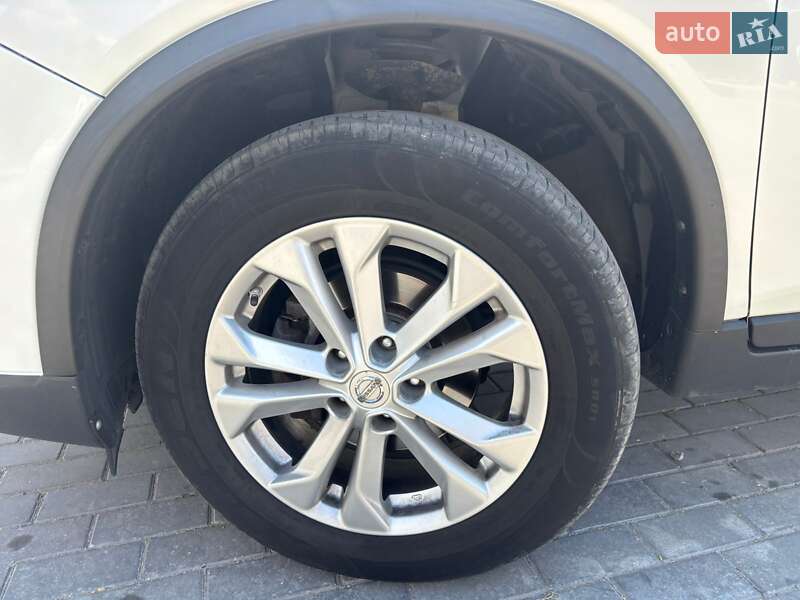 Внедорожник / Кроссовер Nissan Rogue 2016 в Жашкове фото 17 Внедорожник / Кроссовер Nissan Rogue 2016 в Жашкове