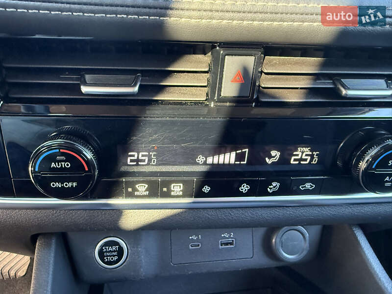 Внедорожник / Кроссовер Nissan Rogue 2021 в Ровно фото 33 Внедорожник / Кроссовер Nissan Rogue 2021 в Ровно