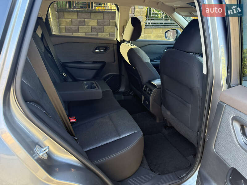 Внедорожник / Кроссовер Nissan Rogue 2021 в Ровно фото 43 Внедорожник / Кроссовер Nissan Rogue 2021 в Ровно