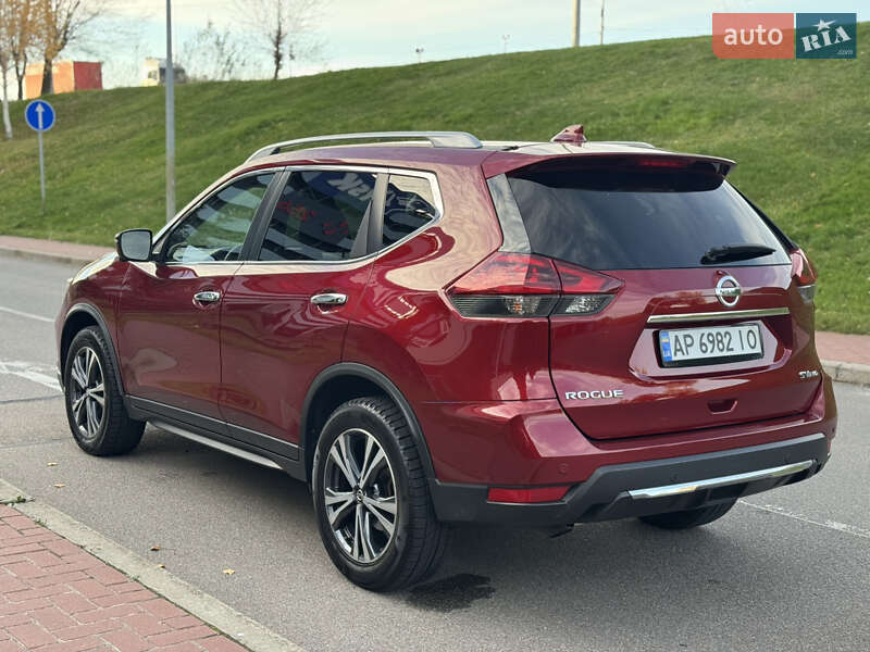 Позашляховик / Кросовер Nissan Rogue 2018 в Києві