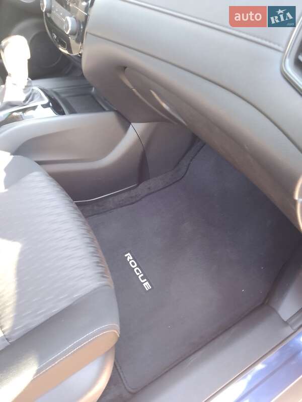 Внедорожник / Кроссовер Nissan Rogue 2018 в Марганце фото 15 Внедорожник / Кроссовер Nissan Rogue 2018 в Марганце