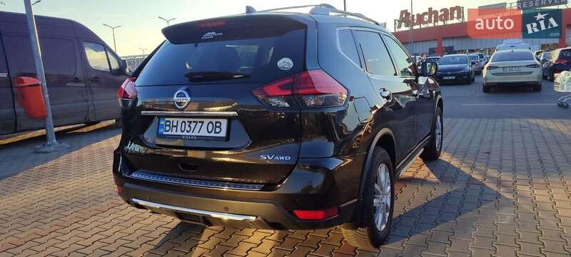 Позашляховик / Кросовер Nissan Rogue 2017 в Ізмаїлі