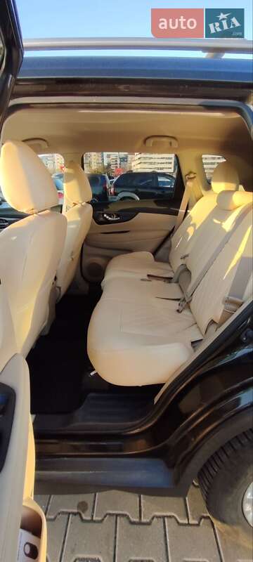 Позашляховик / Кросовер Nissan Rogue 2017 в Ізмаїлі