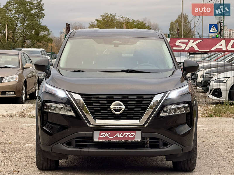Внедорожник / Кроссовер Nissan Rogue 2021 в Киеве