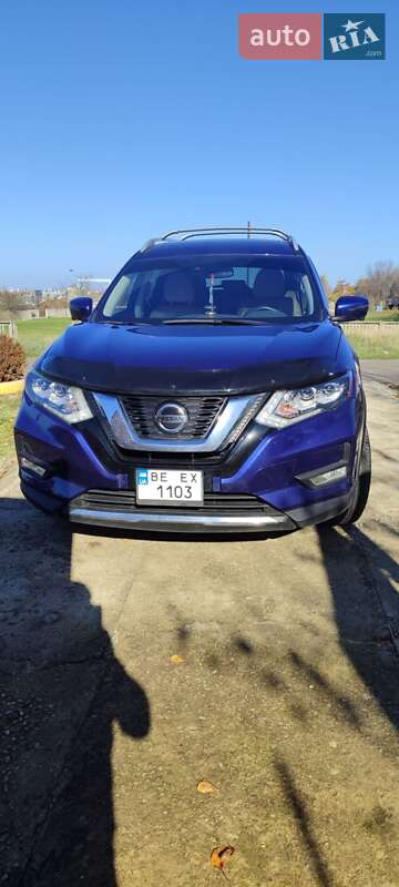 Позашляховик / Кросовер Nissan Rogue 2018 в Миколаєві