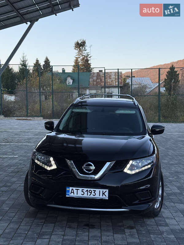 Внедорожник / Кроссовер Nissan Rogue 2015 в Львове