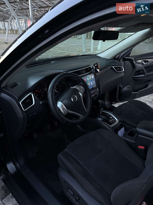 Внедорожник / Кроссовер Nissan Rogue 2015 в Львове