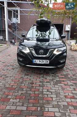 Внедорожник / Кроссовер Nissan Rogue 2018 в Василькове