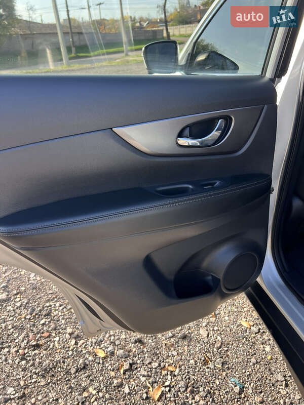 Внедорожник / Кроссовер Nissan Rogue 2015 в Кривом Роге фото 34 Внедорожник / Кроссовер Nissan Rogue 2015 в Кривом Роге