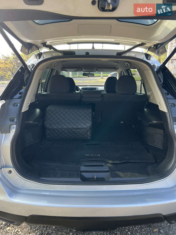 Внедорожник / Кроссовер Nissan Rogue 2015 в Кривом Роге фото 43 Внедорожник / Кроссовер Nissan Rogue 2015 в Кривом Роге