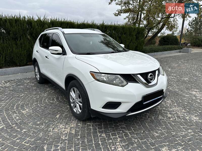 Внедорожник / Кроссовер Nissan Rogue 2016 в Днепре