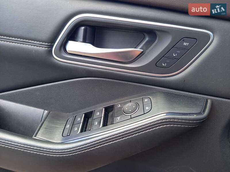 Внедорожник / Кроссовер Nissan Rogue 2020 в Черкассах