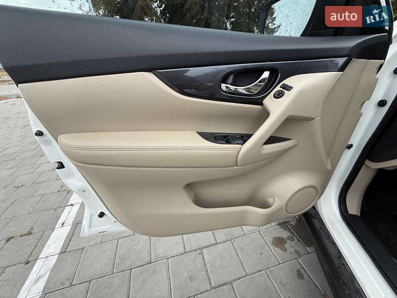 Внедорожник / Кроссовер Nissan Rogue 2019 в Черкассах