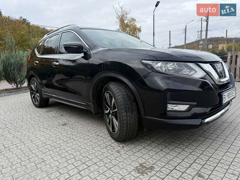 Позашляховик / Кросовер Nissan Rogue 2019 в Полтаві