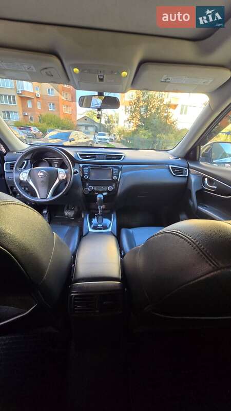 Внедорожник / Кроссовер Nissan Rogue 2015 в Киеве