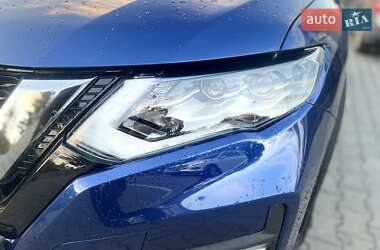 Внедорожник / Кроссовер Nissan Rogue 2020 в Хмельницком