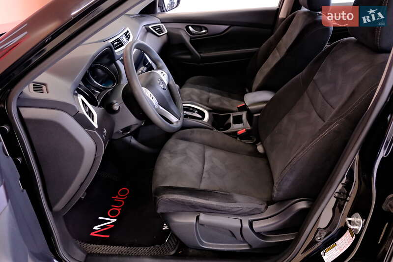 Позашляховик / Кросовер Nissan Rogue 2016 в Одесі