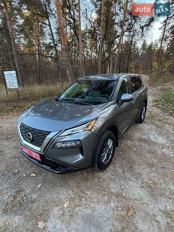 Внедорожник / Кроссовер Nissan Rogue 2021 в Боярке