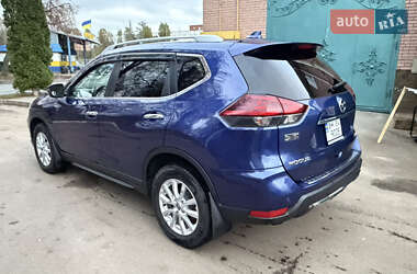 Внедорожник / Кроссовер Nissan Rogue 2020 в Сумах