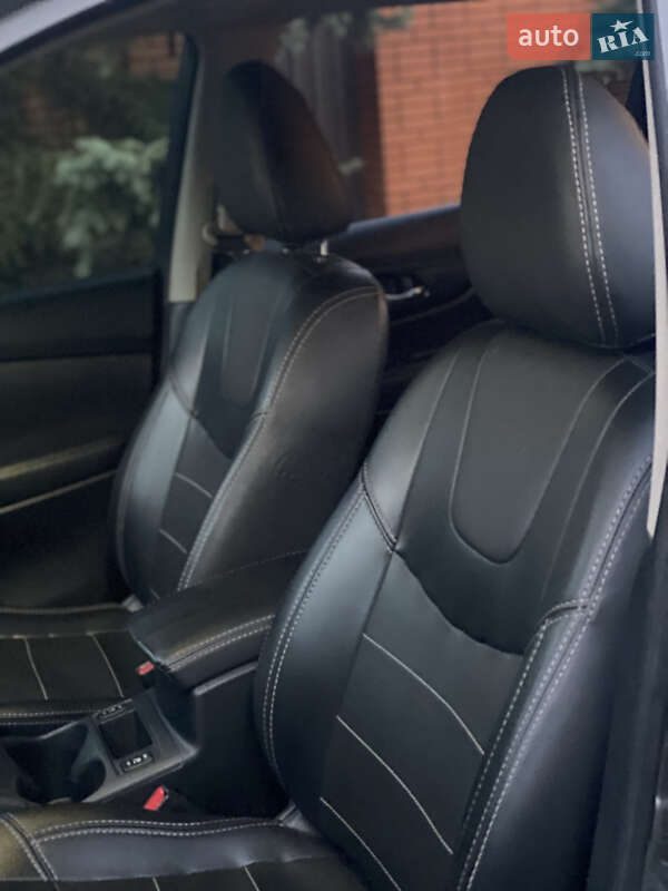 Внедорожник / Кроссовер Nissan Rogue 2016 в Днепре фото 23 Внедорожник / Кроссовер Nissan Rogue 2016 в Днепре