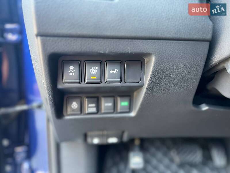 Внедорожник / Кроссовер Nissan Rogue 2017 в Одессе фото 24 Внедорожник / Кроссовер Nissan Rogue 2017 в Одессе