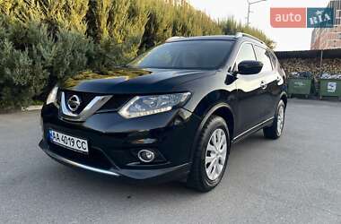 Внедорожник / Кроссовер Nissan Rogue 2016 в Киеве