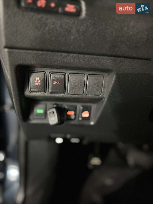 Внедорожник / Кроссовер Nissan Rogue 2015 в Ровно фото 63 Внедорожник / Кроссовер Nissan Rogue 2015 в Ровно