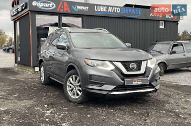 Позашляховик / Кросовер Nissan Rogue 2017 в Львові