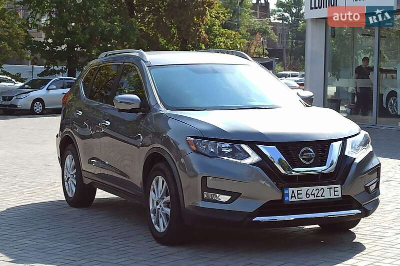 Внедорожник / Кроссовер Nissan Rogue 2017 в Днепре фото 2 Внедорожник / Кроссовер Nissan Rogue 2017 в Днепре