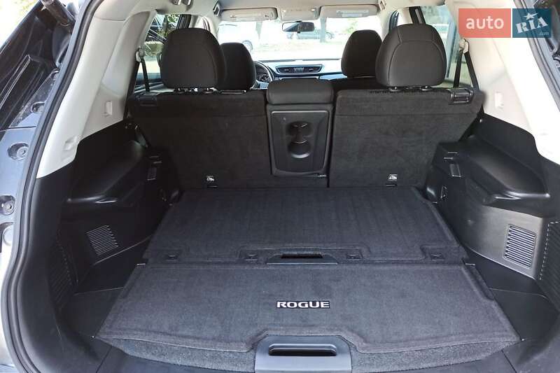 Внедорожник / Кроссовер Nissan Rogue 2017 в Днепре фото 19 Внедорожник / Кроссовер Nissan Rogue 2017 в Днепре