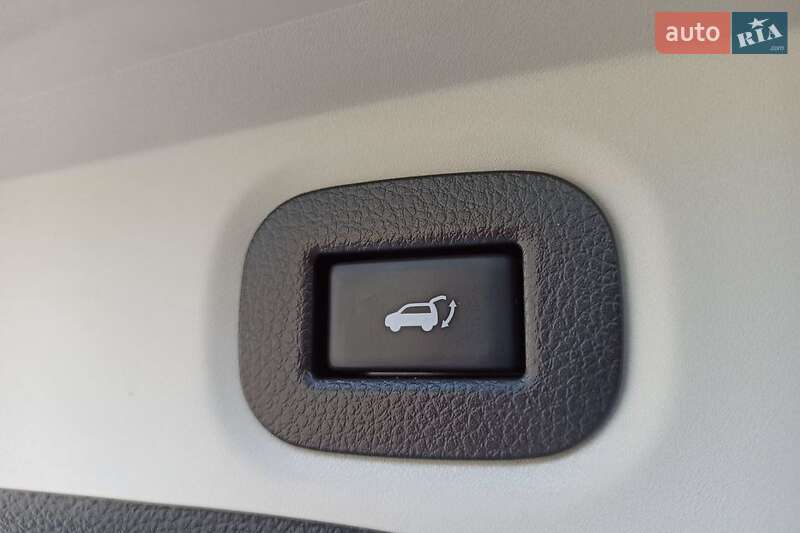 Внедорожник / Кроссовер Nissan Rogue 2017 в Днепре фото 24 Внедорожник / Кроссовер Nissan Rogue 2017 в Днепре